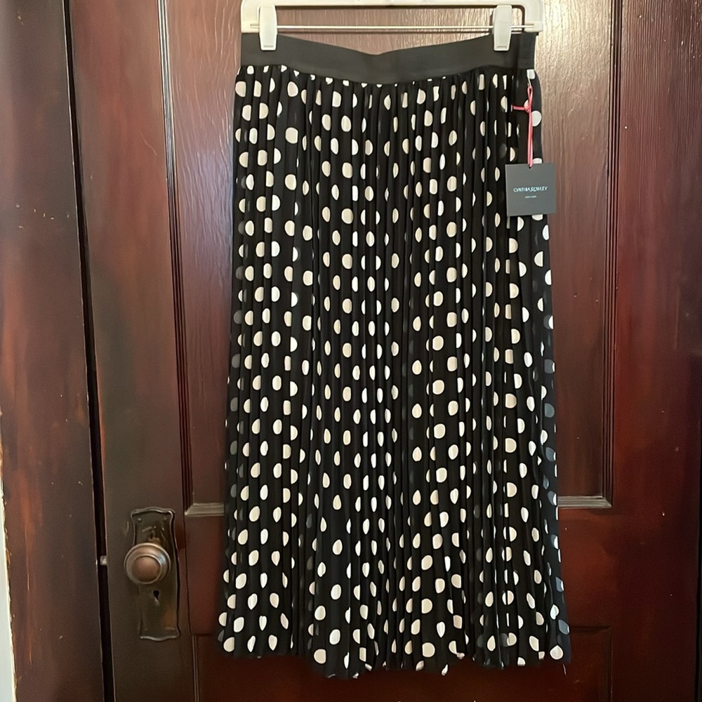NWT Cynthia Rowley pleated skirt, labeled size L